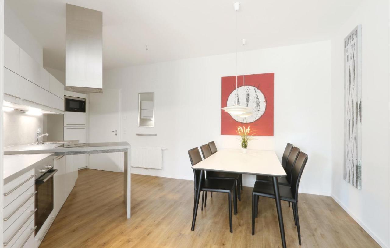 Stunning Apartment In Luebeck Travemuende With Wifi Exterior foto